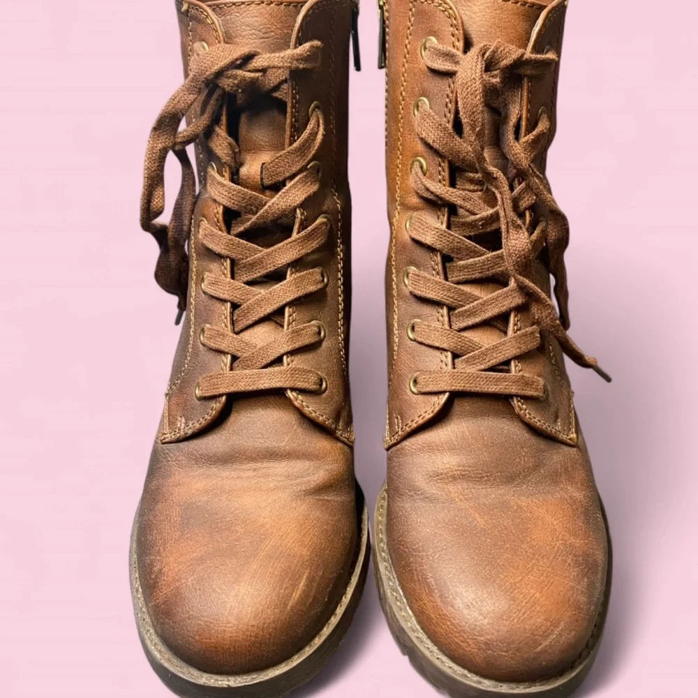 American Eagle Outfitters Women's Size 8 Brown Boots Pre Owned Great Condition - Picture 3 of 7